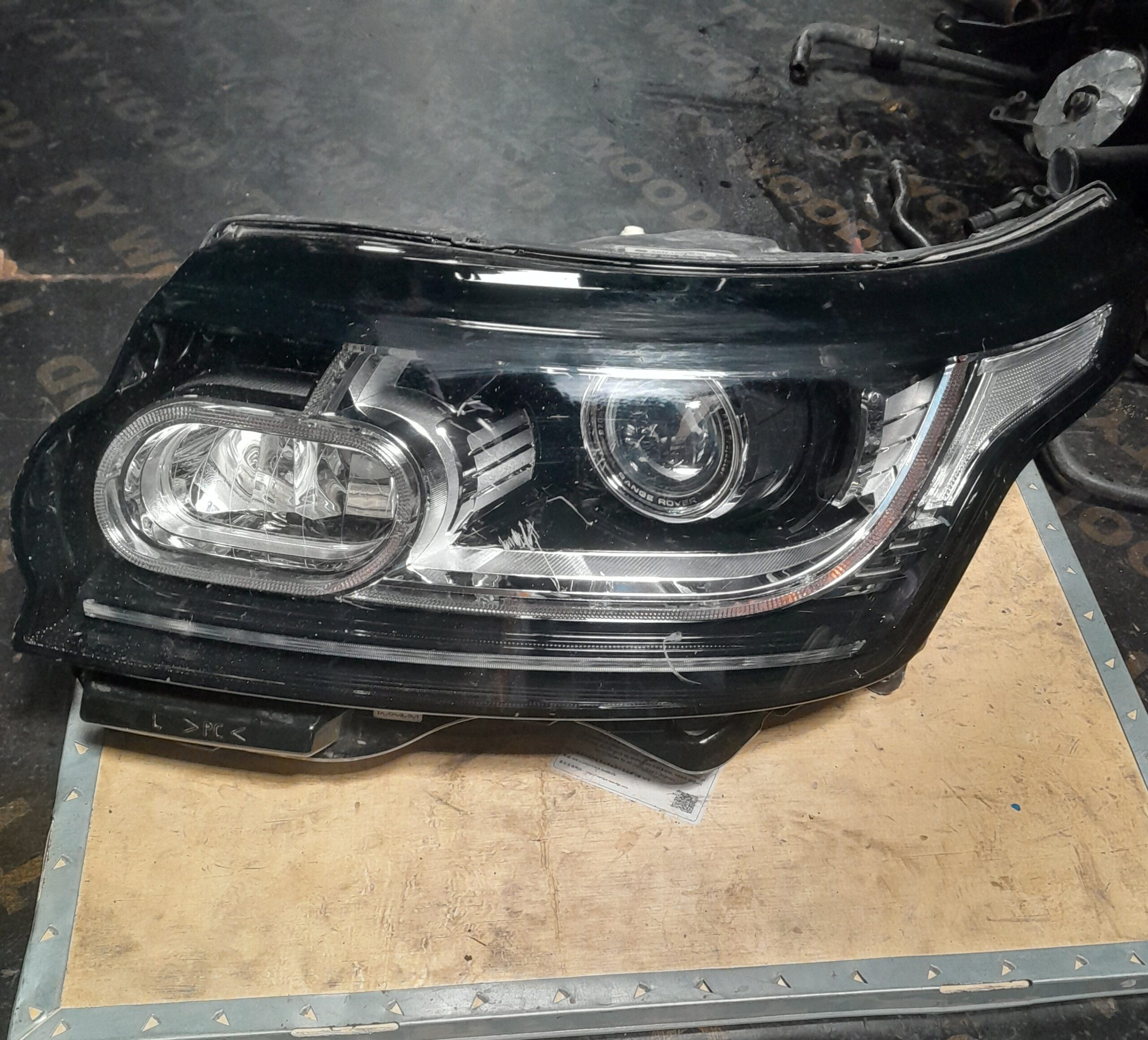 Land Rover Range Rover headlight