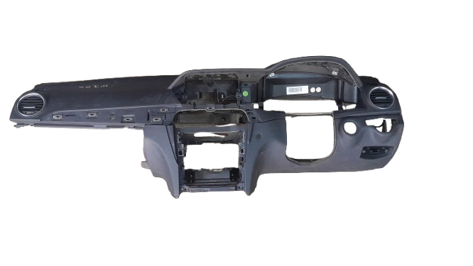 MERCEDES-BENZ C-CLASS W204 DASHBOARD Part number A2046805787