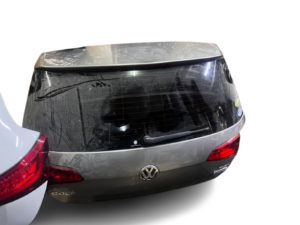 Volkswagen Golf Mk7 5-door Hatchback Part Number: 5G6827025AA