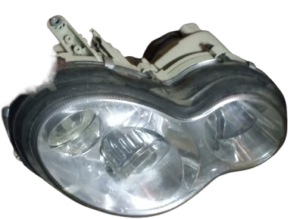 MERCEDES-BENS C-CLASS W203 RIGHT SIDE Part number A2038201659